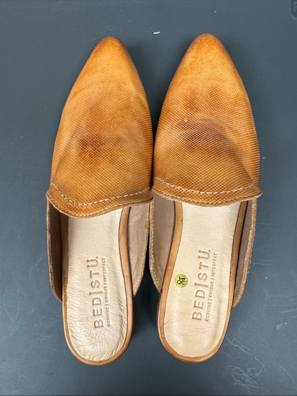 Bed Stu Women's Tan-Orange Suede Pointed Backless Mules